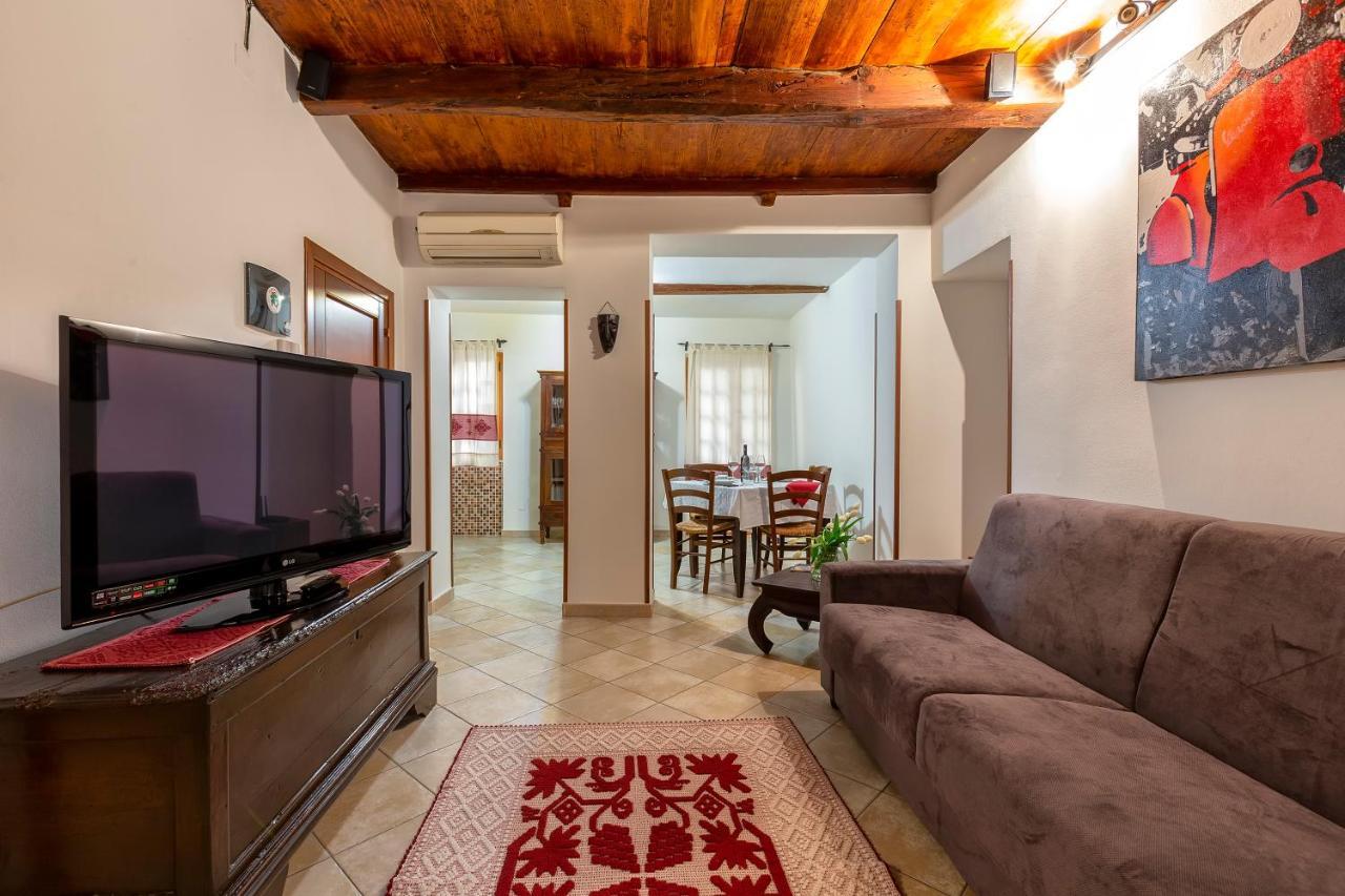 Nonno Efisio Apartment Old Town 阿尔盖罗 外观 照片